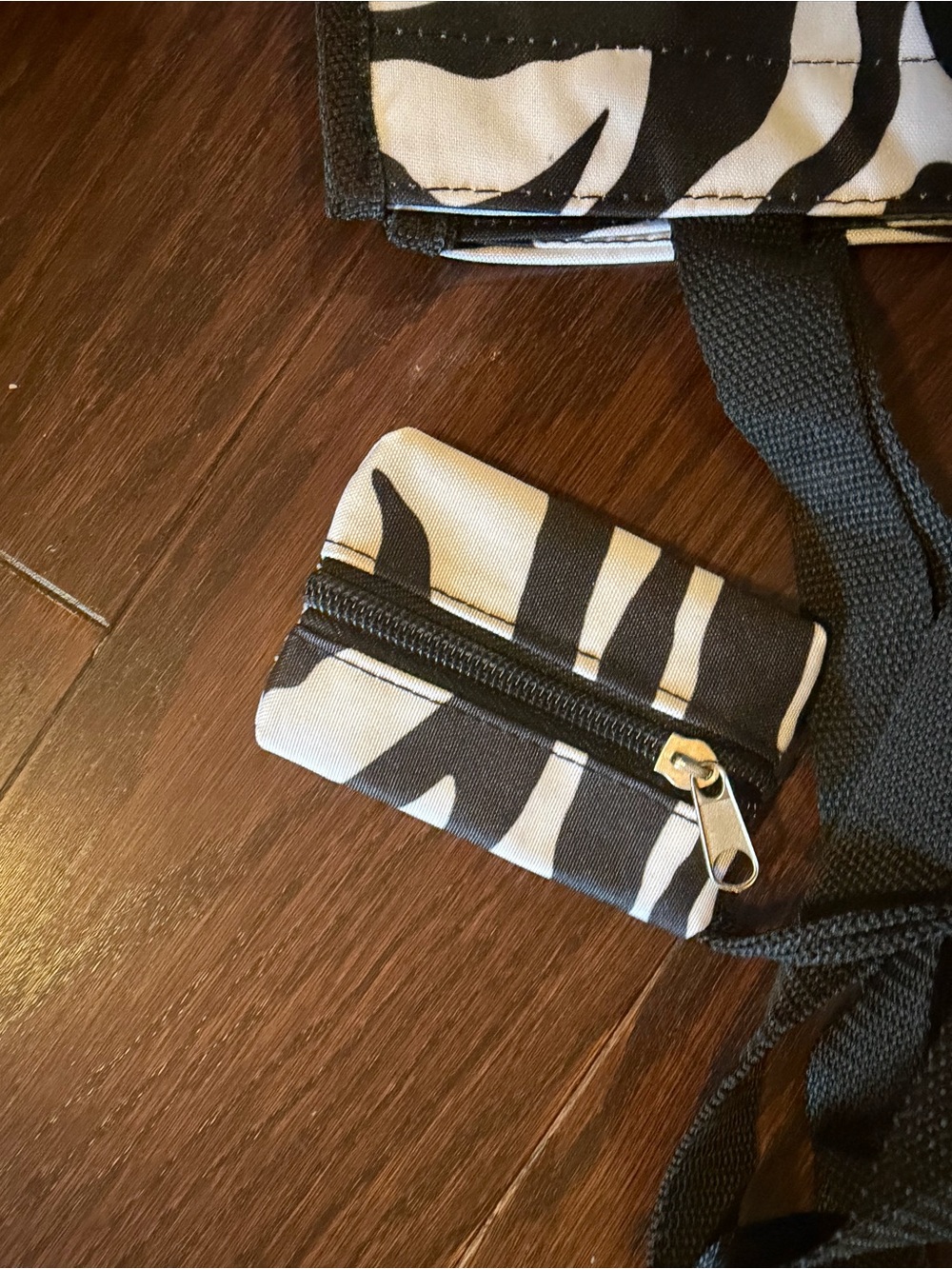 Two Patterned Tote Bags - Picture 7 of 9